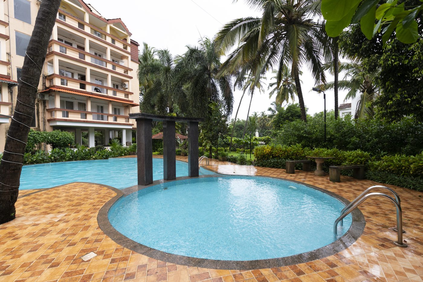 The Peaceside pool